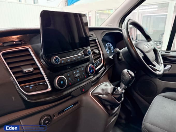 2025 Ford Transit Custom