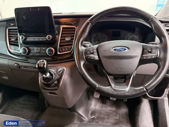 2025 Ford Transit Custom