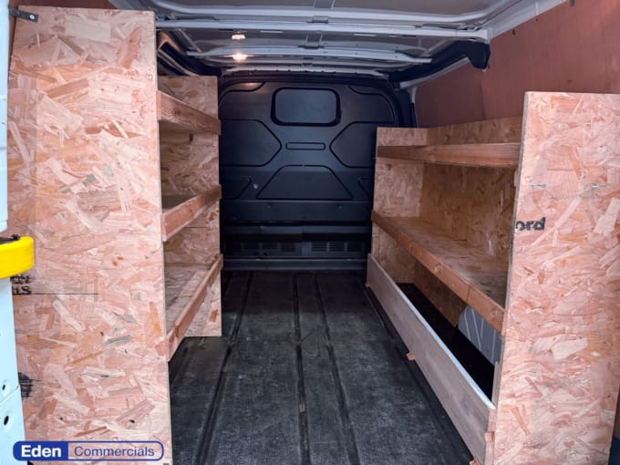 2025 Ford Transit Custom