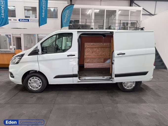 2025 Ford Transit Custom