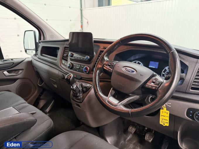 2025 Ford Transit Custom