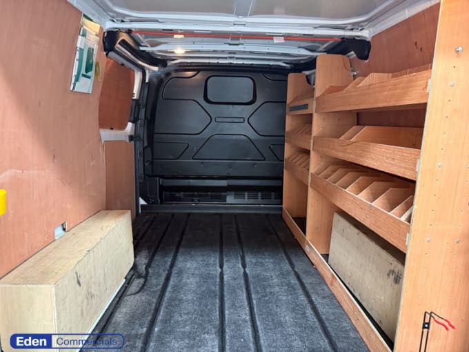 2025 Ford Transit Custom