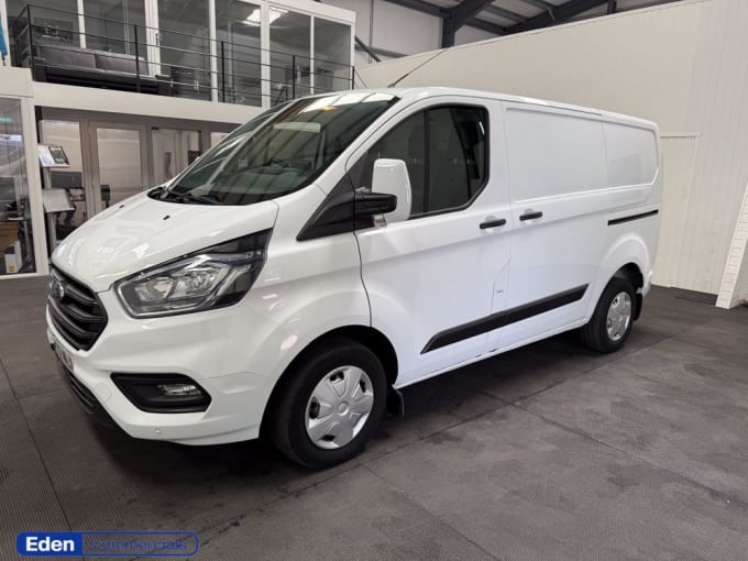 2025 Ford Transit Custom