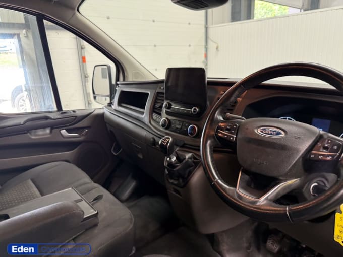 2025 Ford Transit Custom