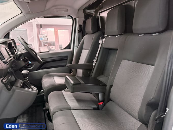 2025 Peugeot Expert