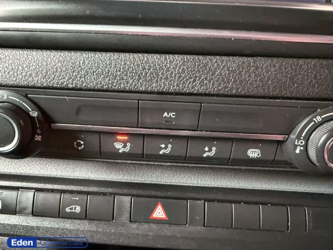 2025 Peugeot Expert