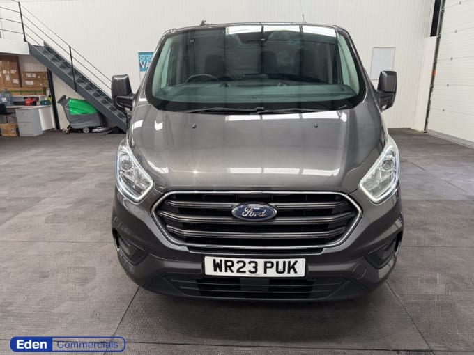 2025 Ford Transit Custom