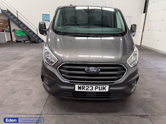 2025 Ford Transit Custom