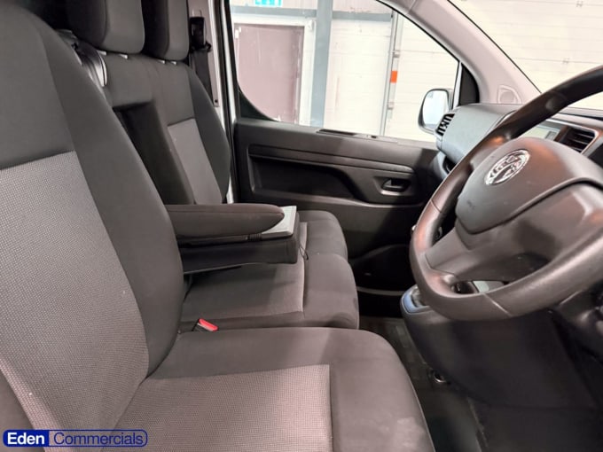 2025 Vauxhall Vivaro