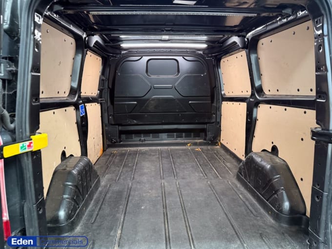 2025 Ford Transit Custom