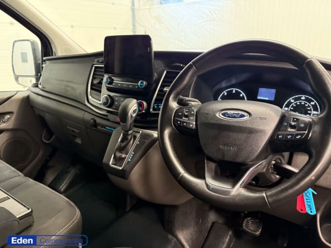 2025 Ford Transit Custom