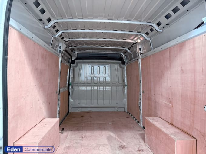 2025 Peugeot Boxer