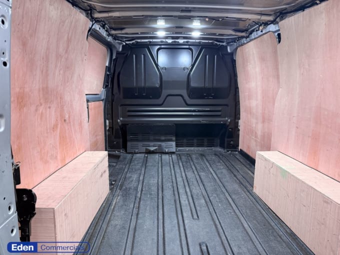 2025 Ford Transit Custom
