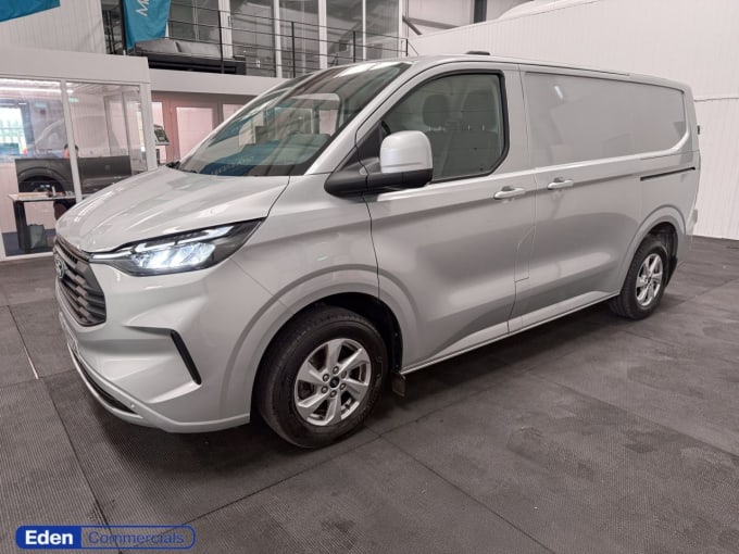 2025 Ford Transit Custom