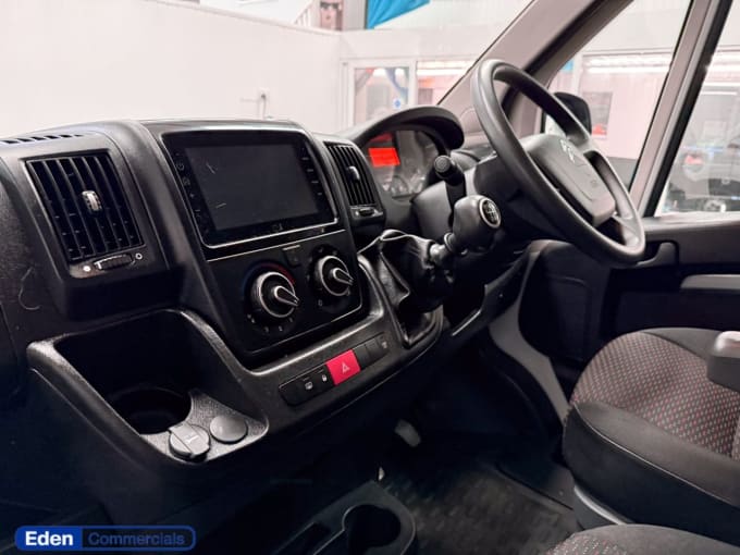 2025 Citroen Relay