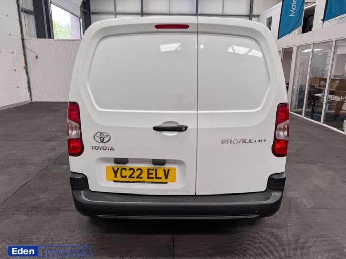 2025 Toyota Proace City