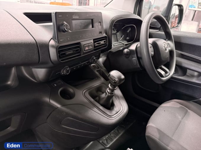2025 Toyota Proace City