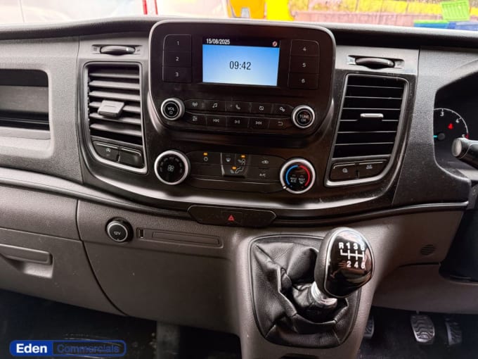 2025 Ford Transit Custom