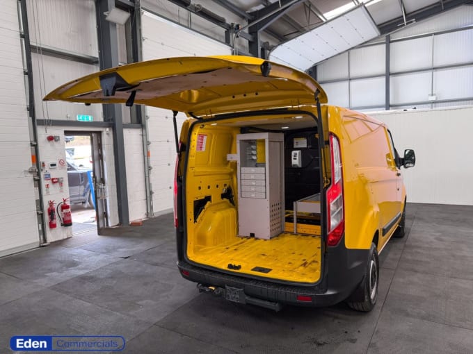 2025 Ford Transit Custom