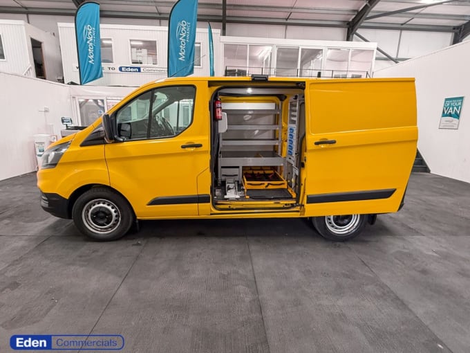 2025 Ford Transit Custom