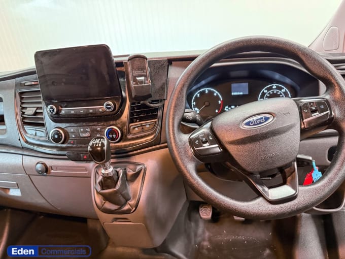 2025 Ford Transit Custom