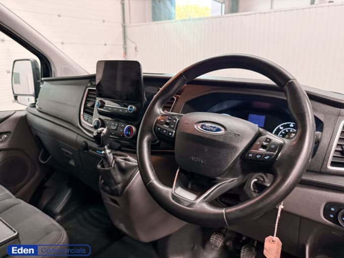 2025 Ford Transit Custom