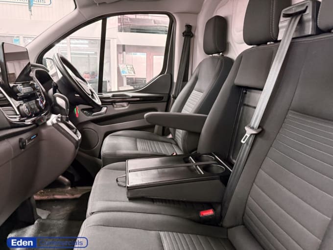 2025 Ford Transit Custom