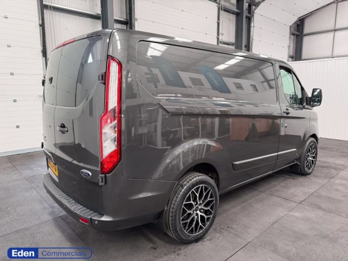 2025 Ford Transit Custom