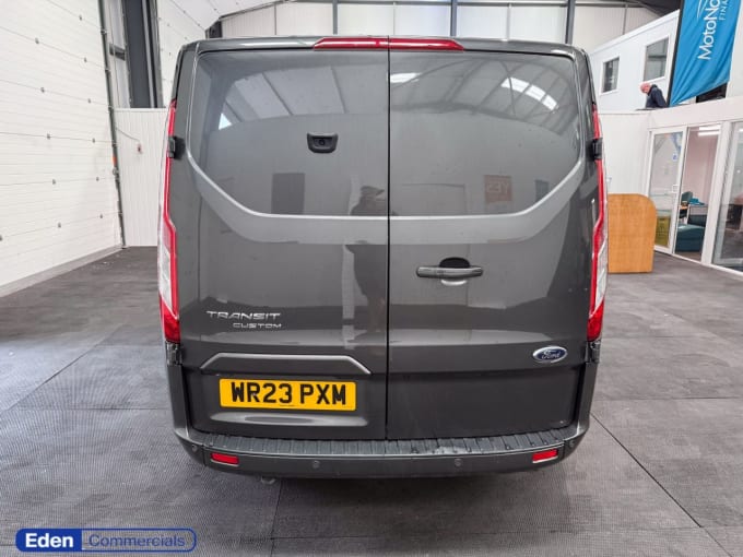 2025 Ford Transit Custom