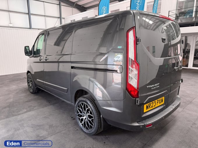 2025 Ford Transit Custom
