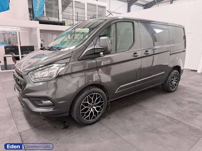 2025 Ford Transit Custom