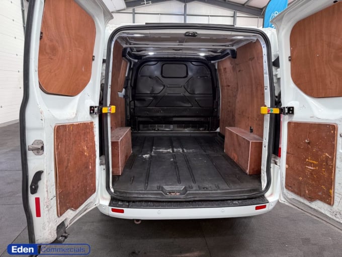 2025 Ford Transit Custom