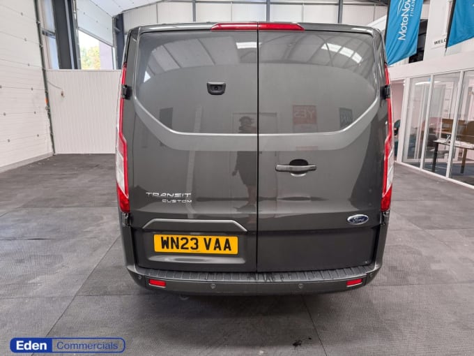 2025 Ford Transit Custom