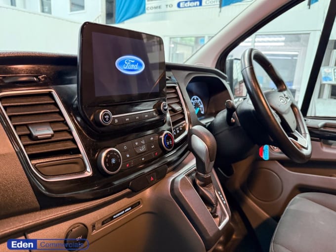 2025 Ford Transit Custom