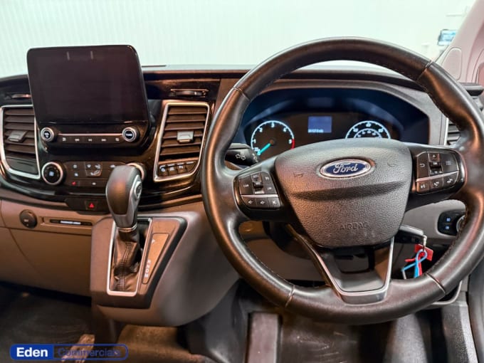 2025 Ford Transit Custom