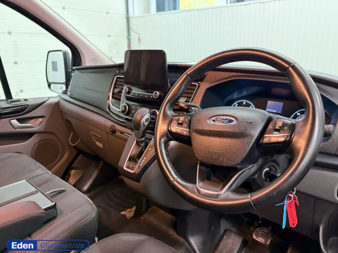 2025 Ford Transit Custom