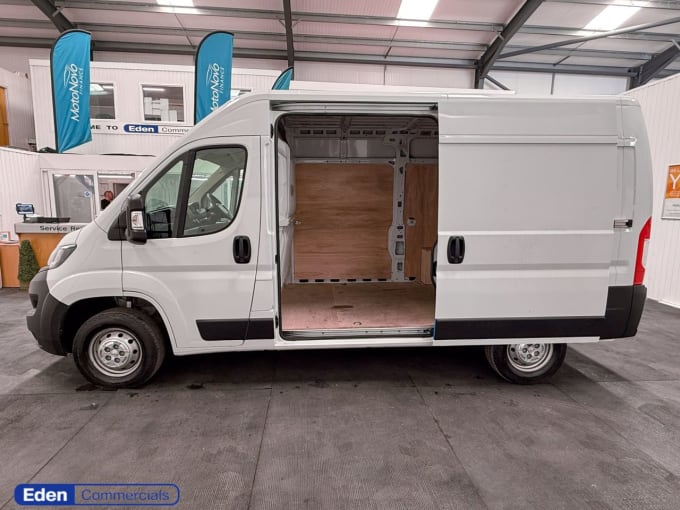2025 Peugeot Boxer