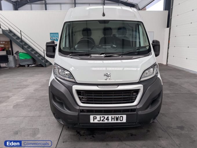 2025 Peugeot Boxer