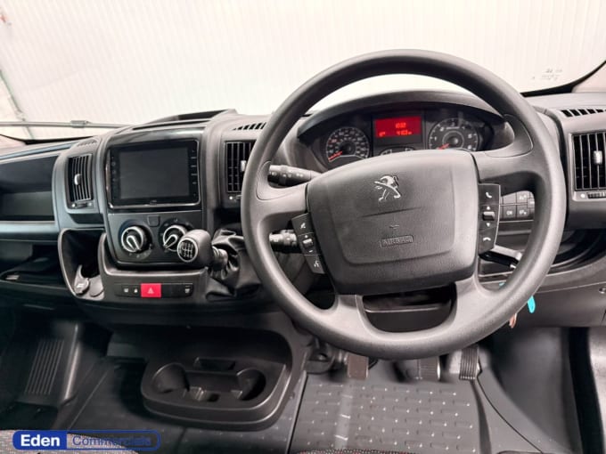 2025 Peugeot Boxer