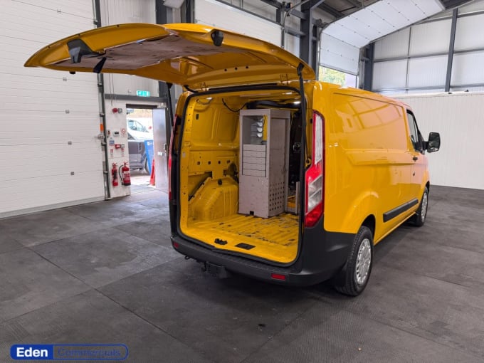 2025 Ford Transit Custom