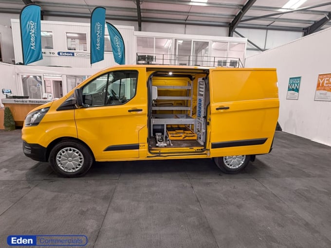 2025 Ford Transit Custom