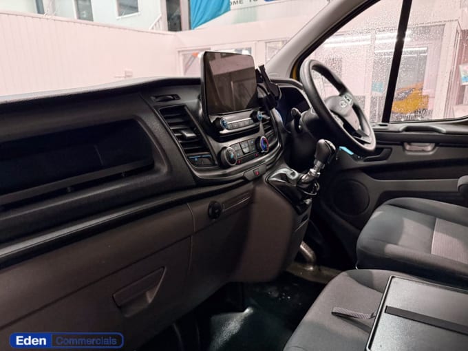 2025 Ford Transit Custom