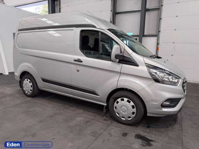 2025 Ford Transit Custom