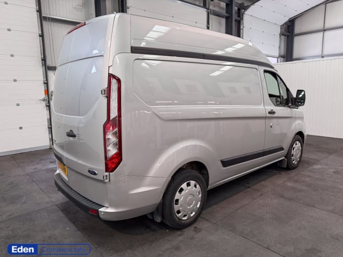 2025 Ford Transit Custom