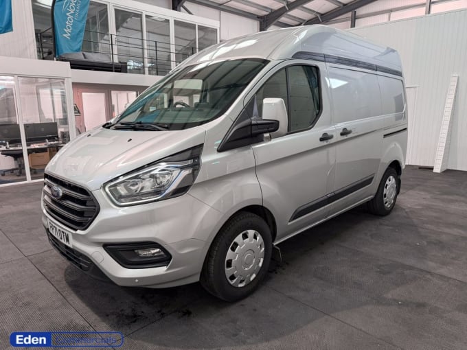 2025 Ford Transit Custom