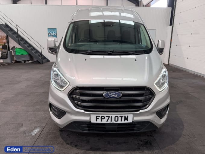 2025 Ford Transit Custom