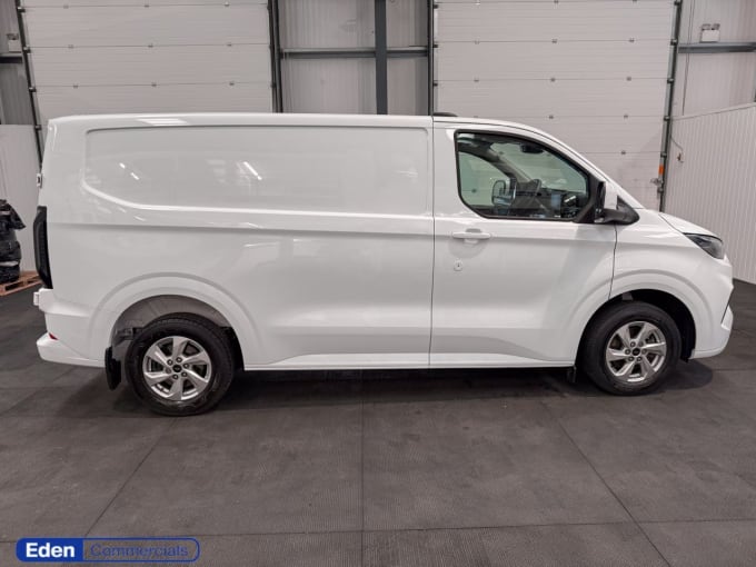 2025 Ford Transit Custom