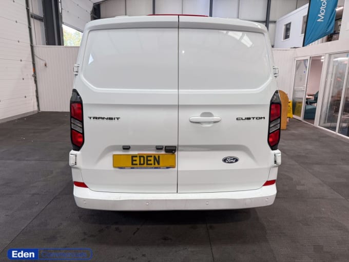 2025 Ford Transit Custom