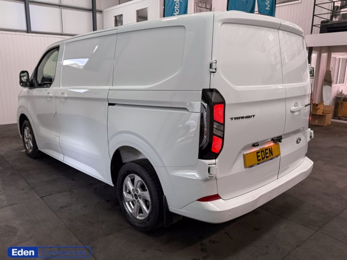 2025 Ford Transit Custom