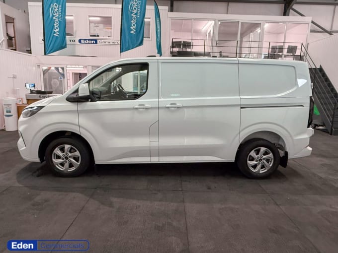 2025 Ford Transit Custom